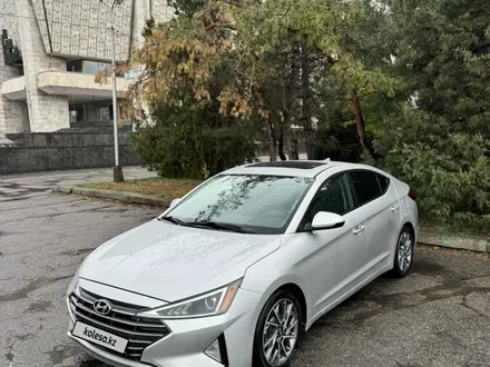 Hyundai Elantra 2019 года за 7 600 000 тг. в Алматы – фото 33