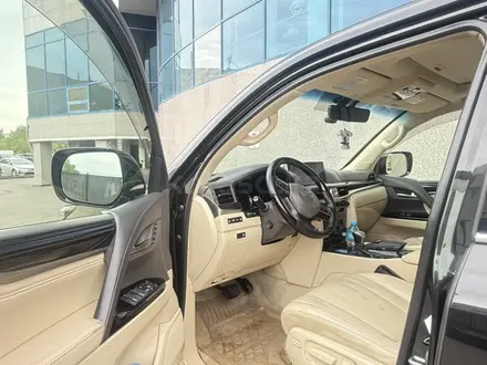 Lexus LX 570 2017 года за 33 500 000 тг. в Астана – фото 6
