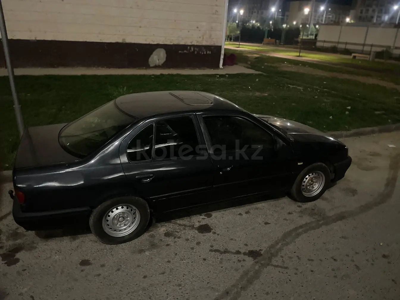 Nissan Primera, 1990