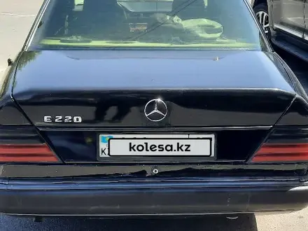 Mercedes-Benz E 230 1992 года за 1 350 000 тг. в Шымкент – фото 14