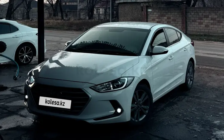 Hyundai Elantra 2018 годаүшін7 190 000 тг. в Алматы