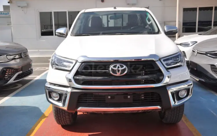 Toyota Hilux 2023 года за 23 500 000 тг. в Алматы