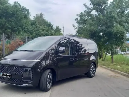 Hyundai Staria 2022 года за 19 999 999 тг. в Алматы – фото 6