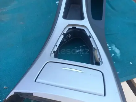Подлокотник на БМВ Е90 за 50 000 тг. в Караганда – фото 3
