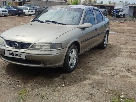 Opel Vectra 1996 года за 800 000 тг. в Астана – фото 2