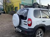 Chevrolet Niva 2015 года за 4 500 000 тг. в Уральск – фото 2