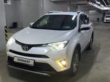 Toyota RAV4 2019 годаfor14 600 000 тг. в Караганда – фото 2