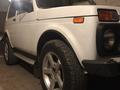 ВАЗ (Lada) Lada 2121 2013 годаүшін3 300 000 тг. в Семей – фото 2