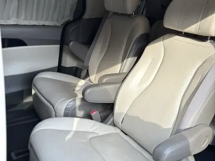 Kia Carnival 2022 года за 18 700 000 тг. в Алматы – фото 6