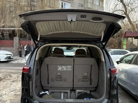 Kia Carnival 2022 года за 18 700 000 тг. в Алматы – фото 5