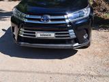 Toyota Highlander 2019 года за 16 000 000 тг. в Алматы