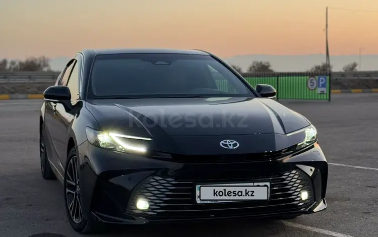 Toyota Camry 2025 года за 23 000 000 тг. в Тараз