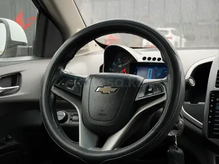 Chevrolet Aveo 2013 года за 3 800 000 тг. в Караганда – фото 12