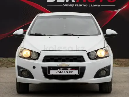 Chevrolet Aveo 2013 года за 3 800 000 тг. в Караганда – фото 3