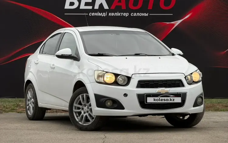 Chevrolet Aveo 2013 года за 3 800 000 тг. в Караганда