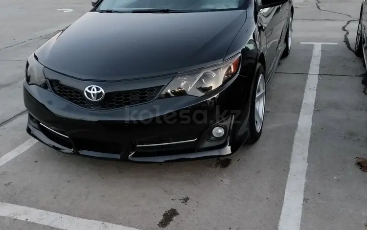 Toyota Camry 2013 года за 6 500 000 тг. в Актобе