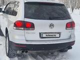 Volkswagen Touareg 2007 года за 7 400 000 тг. в Петропавловск – фото 4