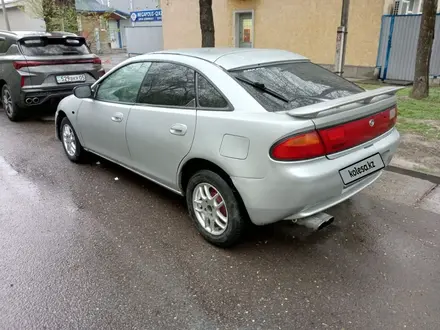 Mazda 323 1996 года за 950 000 тг. в Алматы – фото 4