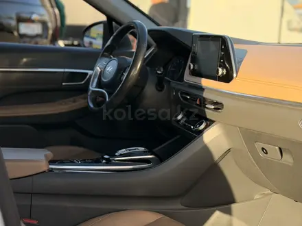 Hyundai Sonata 2023 года за 10 000 000 тг. в Алматы – фото 21