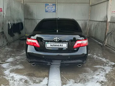 Toyota Camry 2007 года за 5 800 000 тг. в Тараз – фото 2