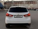 Mitsubishi Outlander Sport 2015 года за 7 500 000 тг. в Атырау – фото 2