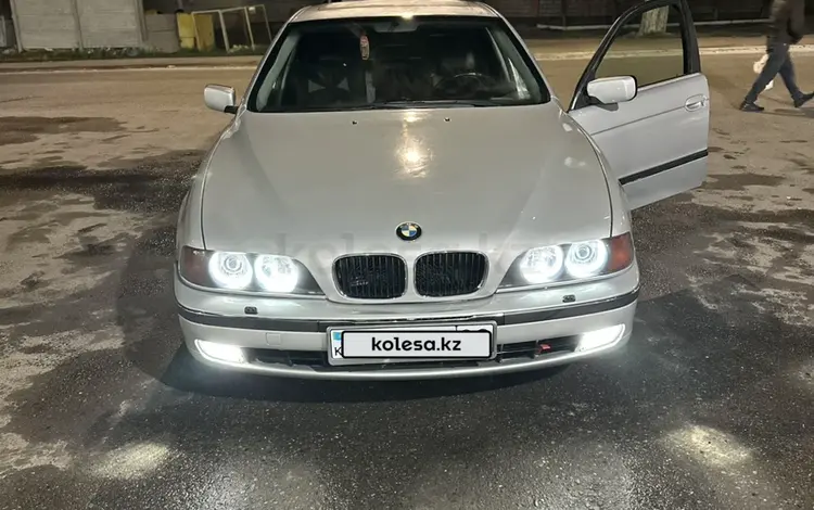 BMW 528 1998 годаүшін4 000 000 тг. в Тараз