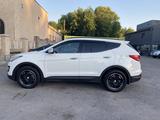 Hyundai Santa Fe 2012 годаүшін9 000 000 тг. в Алматы