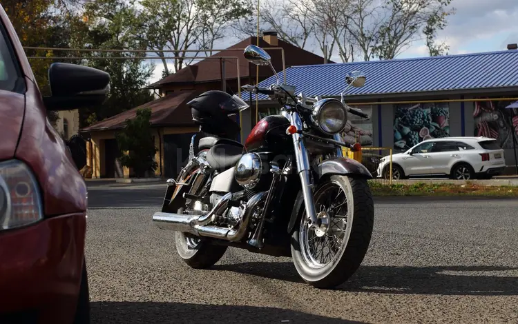 Honda  Shadow 400 2001 года за 2 200 000 тг. в Уральск