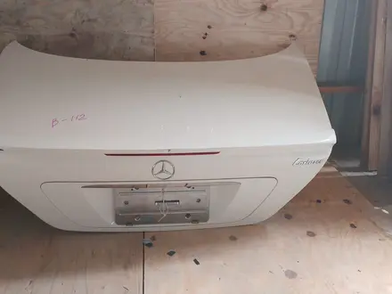 Крышка багажника для Mercedes-Benz CL500 (C215). за 30 000 тг. в Алматы