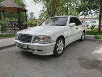 Mercedes-Benz C 200 1994 года за 2 500 000 тг. в Шымкент