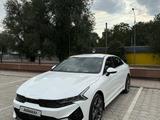 Kia K5 2023 года за 15 400 000 тг. в Алматы