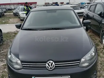 Volkswagen Polo 2015 года за 5 800 000 тг. в Шымкент