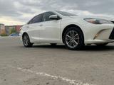 Toyota Camry 2015 года за 6 999 999 тг. в Уральск – фото 3