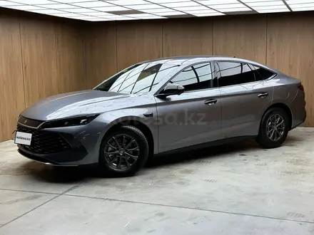 BYD Qin L DM-i Leading 2025 года за 10 300 000 тг. в Шымкент