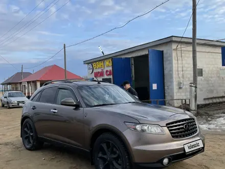 Infiniti FX35 2005 года за 4 600 000 тг. в Актобе – фото 8