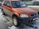 Honda CR-V 1998 года за 2 600 000 тг. в Усть-Каменогорск – фото 2