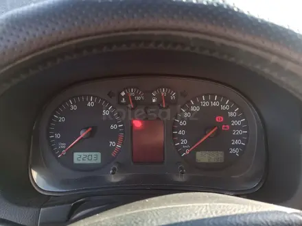 Volkswagen Golf 2001 года за 3 000 000 тг. в Караганда – фото 12