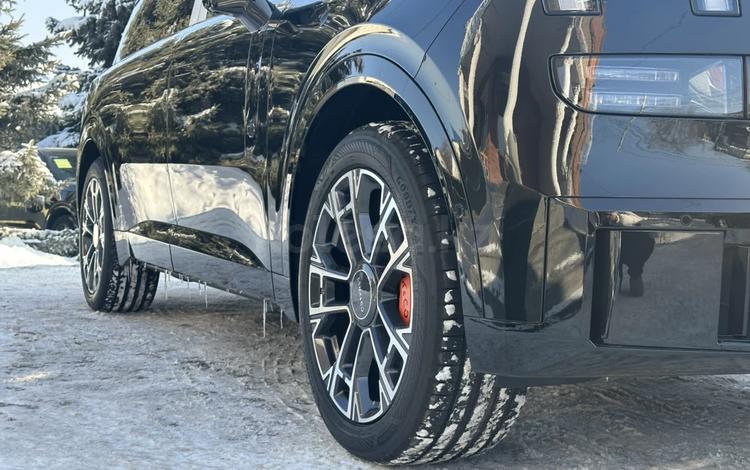 Lynk & Co 900 — миниатюра 2