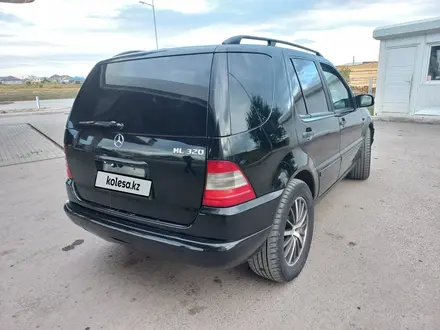 Mercedes-Benz ML 320 2000 года за 4 600 000 тг. в Караганда – фото 2