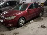 Toyota Camry 2005 годаfor4 100 000 тг. в Астана – фото 2