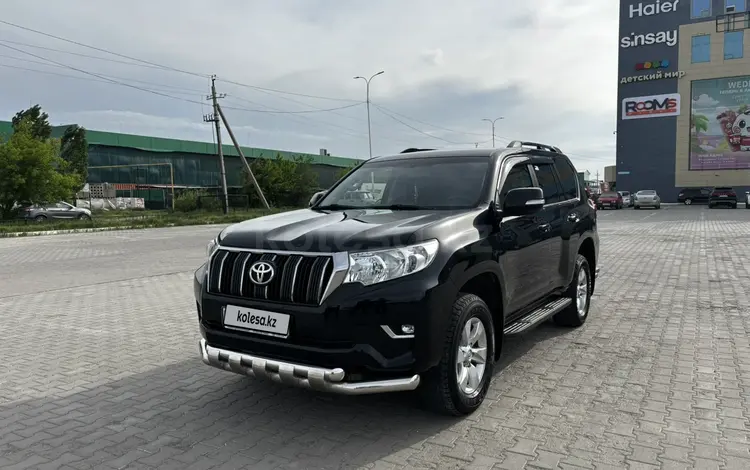 Toyota Land Cruiser Prado 2019 года за 22 000 000 тг. в Актобе