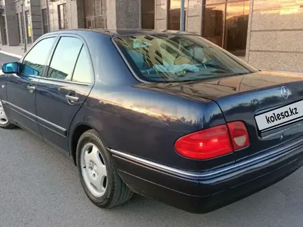 Mercedes-Benz E 230 1996 года за 2 600 000 тг. в Костанай – фото 6