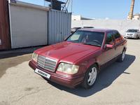 Mercedes-Benz E 220 1993 года за 2 000 000 тг. в Караганда