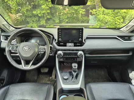 Toyota RAV4 2021 года за 14 500 000 тг. в Петропавловск – фото 8
