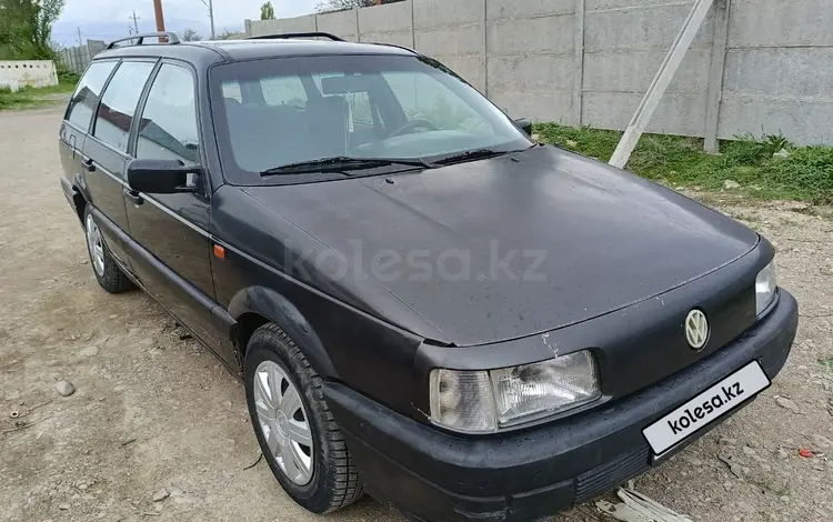 Volkswagen Passat 1991 годаүшін1 300 000 тг. в Бауыржана Момышулы