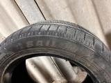 Шины в идеальном состоянии зимние пробег 2000 км за 50 000 тг. в Шымкент – фото 2