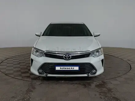 Toyota Camry 2015 года за 12 190 000 тг. в Шымкент – фото 2