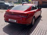 Hyundai Elantra 2021 годаүшін9 800 000 тг. в Алматы – фото 3