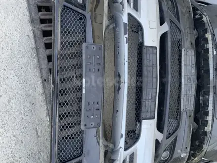 Передний бампер. Mercedes-Benz S 63 AWG (2009 — 2013) за 5 000 тг. в Шымкент – фото 2