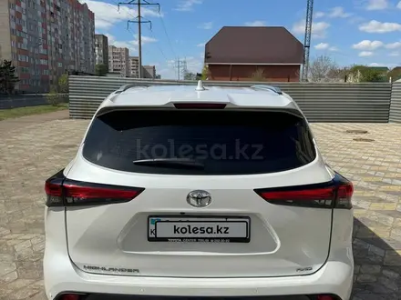 Toyota Highlander 2023 года за 35 000 000 тг. в Павлодар – фото 8